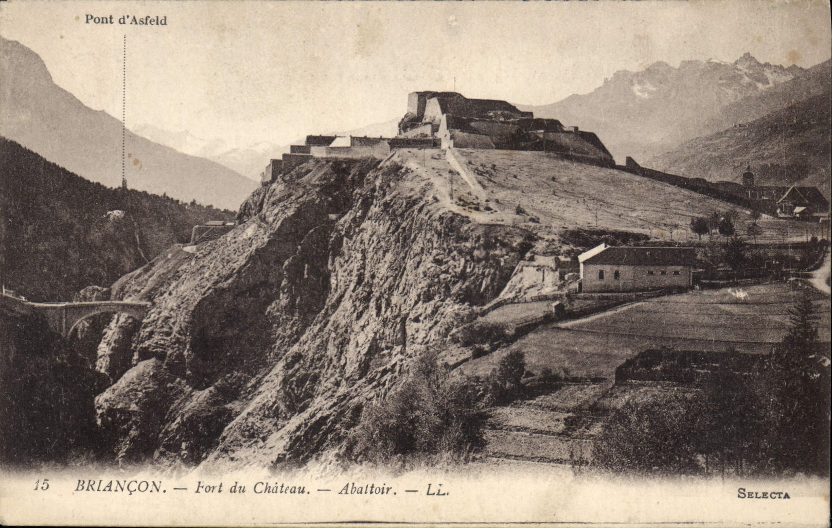 CPA Briancon Fort du Chateau Abattoir 