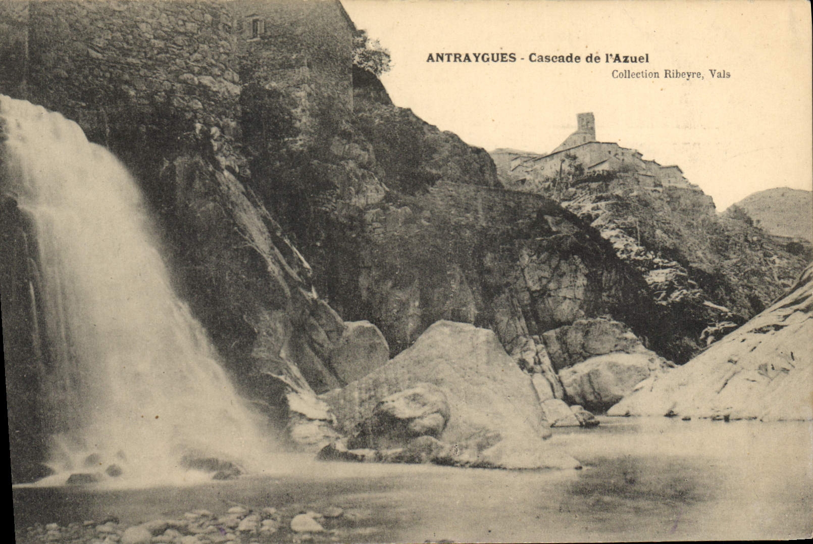 CPA Antraygues Cascade de l'Azuel 