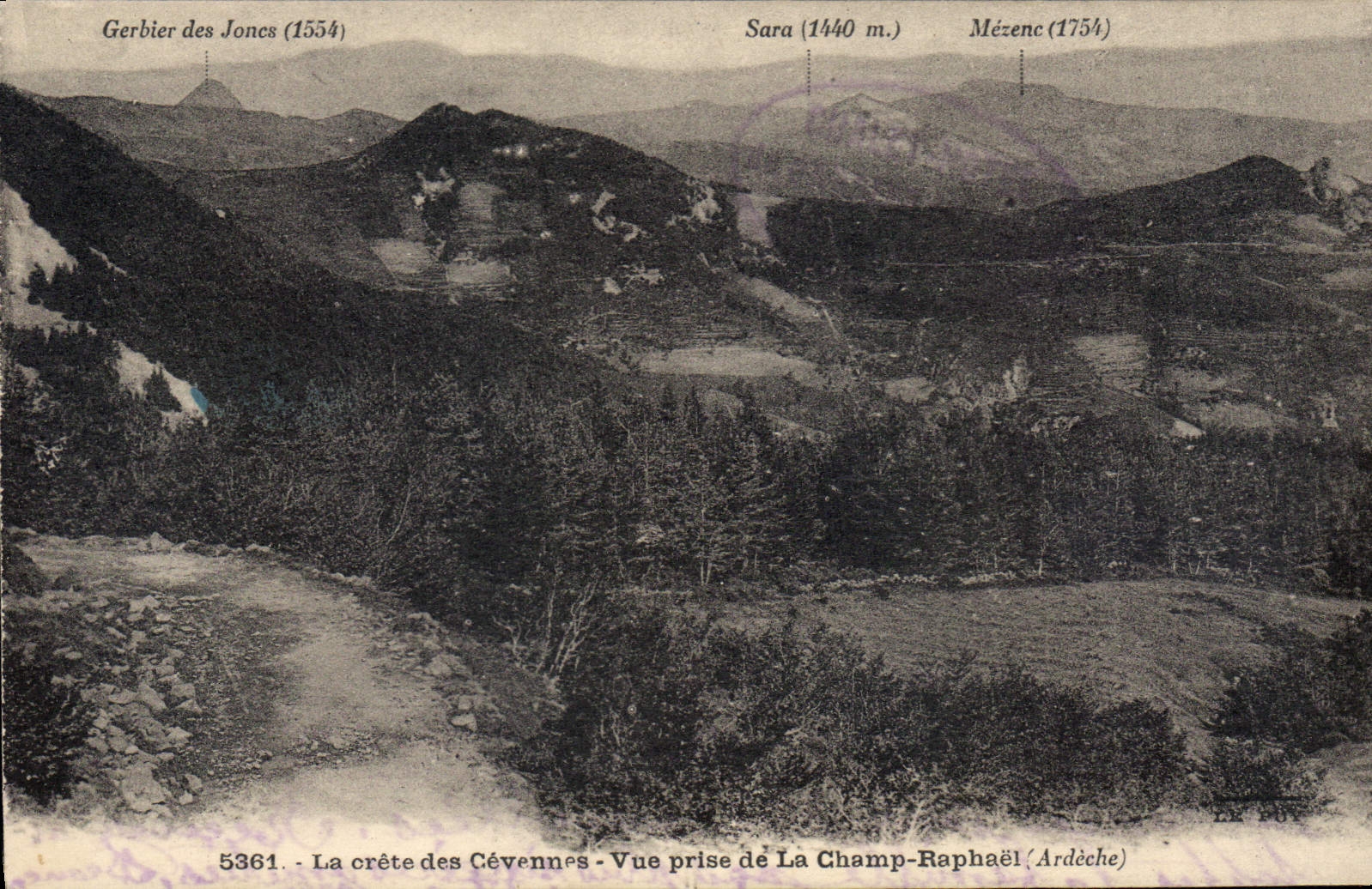 CPA La crete des Cevennes Vue prise de la Champ Raphael Ardeche
