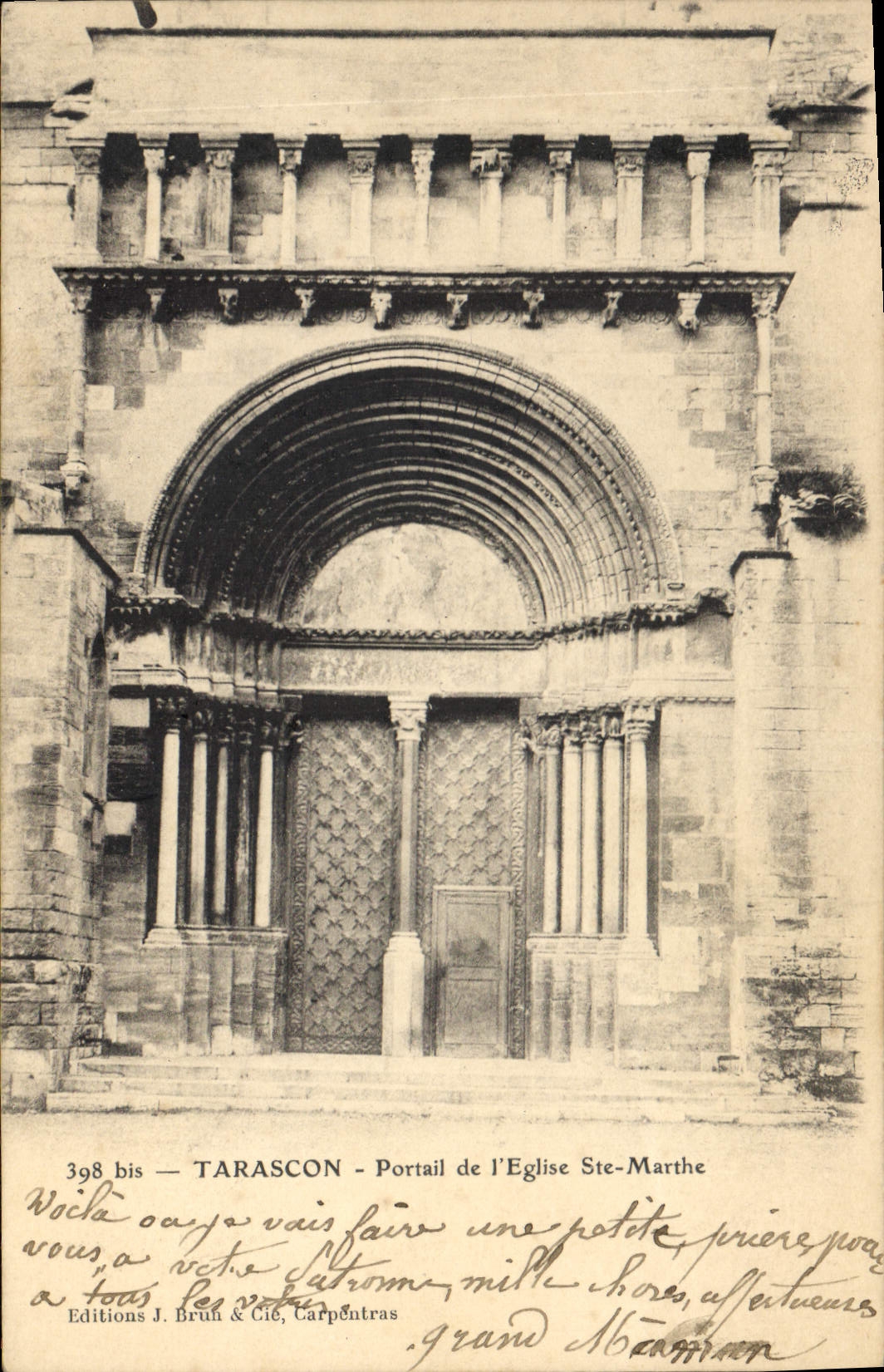 CPA Tarascon Portail de l'Eglise Ste Marthe 