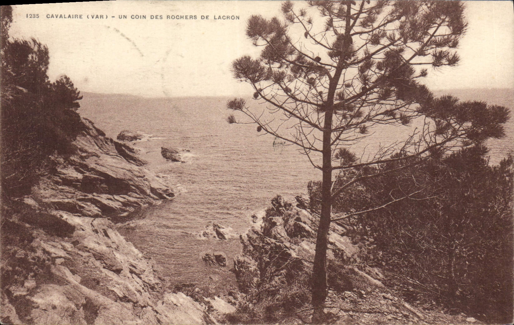 CPA Cavalaire Var un coin des Rochers de Lacron