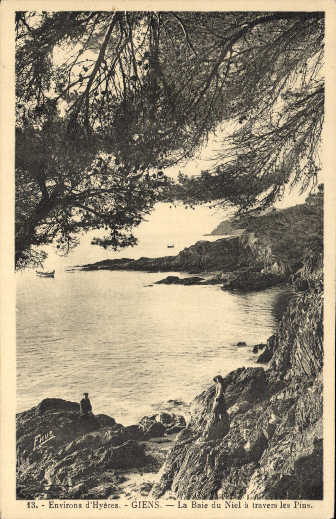 CPA Environs d'Hyeres Giens la Baie du Niel a travers les Pins