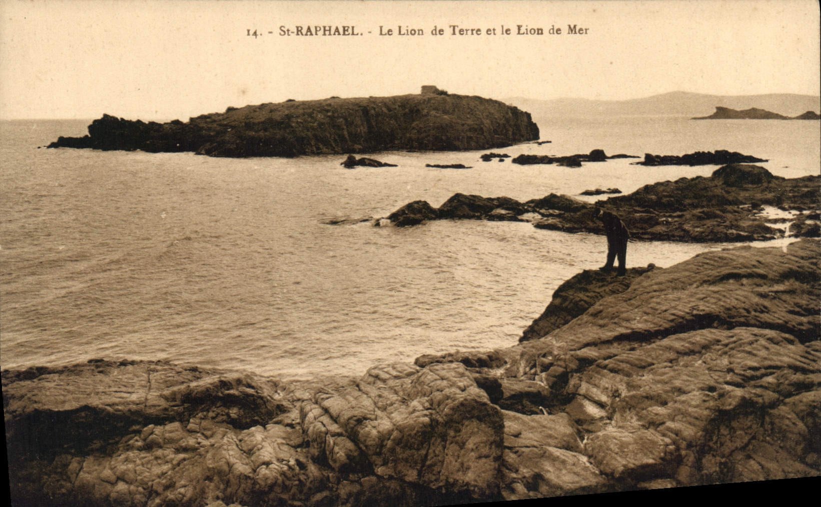 CPA St Raphael Le Lion de Terre et le Lion de Mer