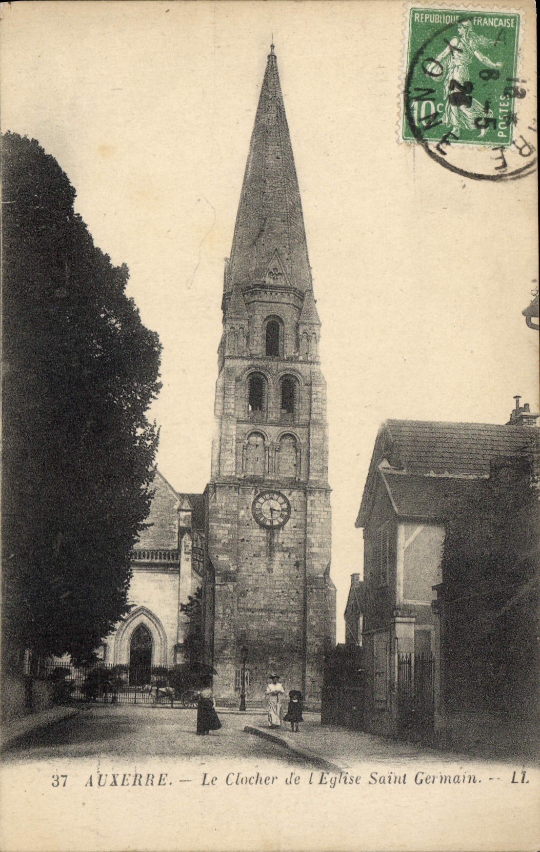 CPA Auxerre le Clocher de l'Eglise Saint Germain 