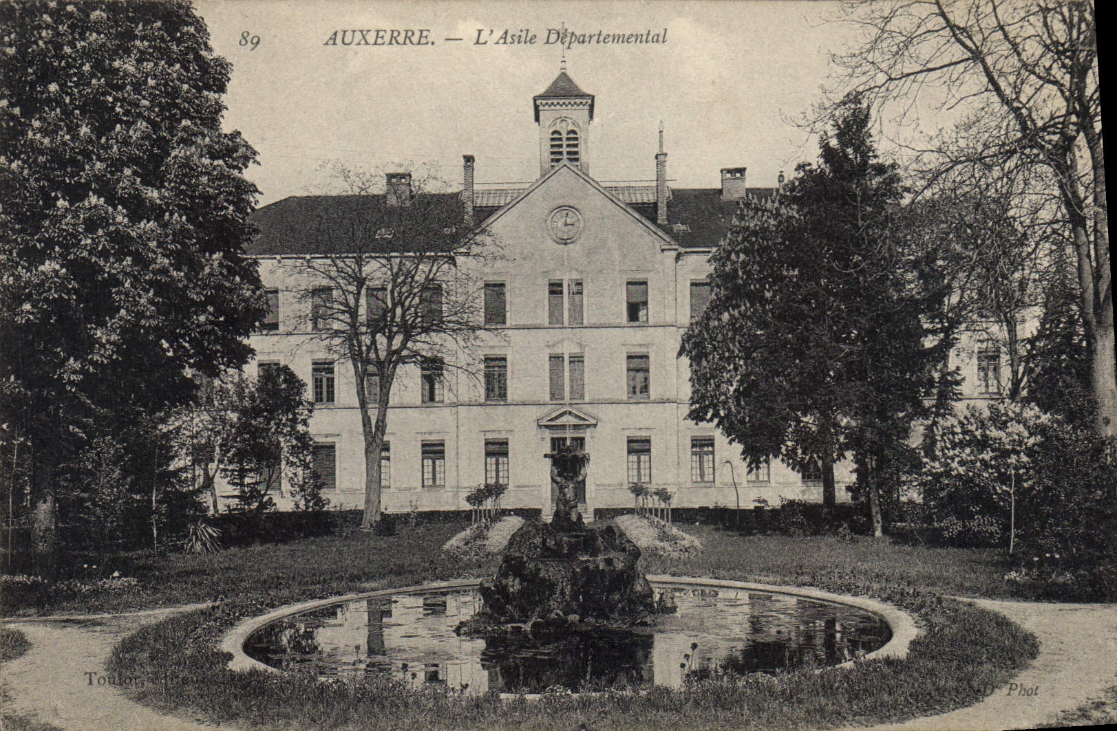 CPA Auxerre l'Asile Departemental 