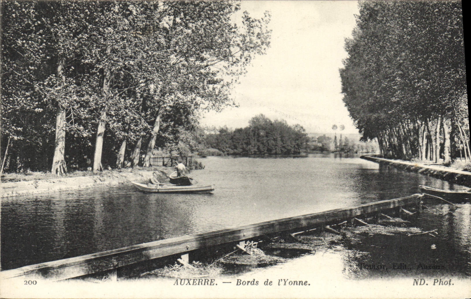CPA Auxerre Bords de l'Yonne 