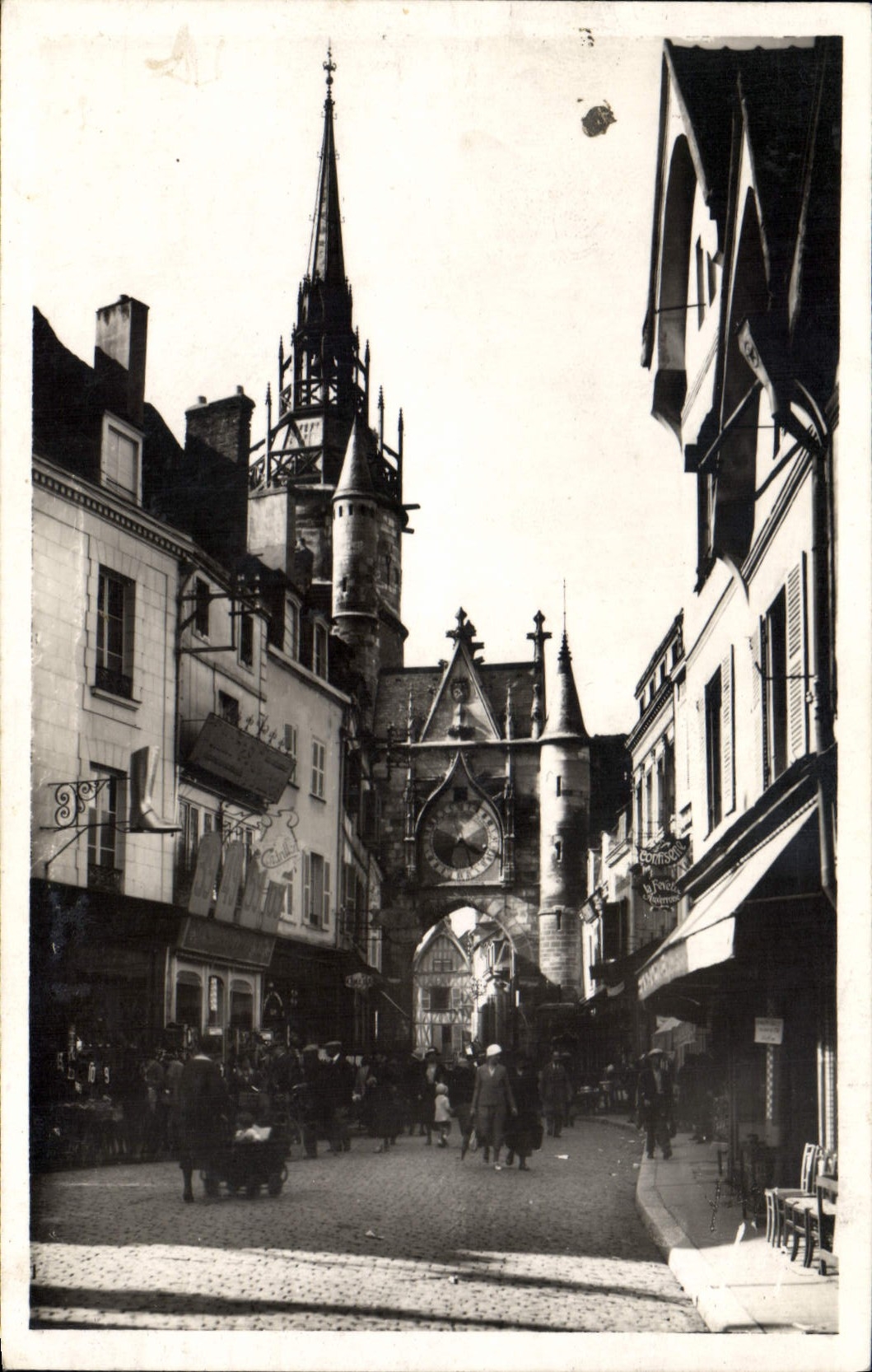 CPA Auxerre Yonne Tour de l'Horloge XV S