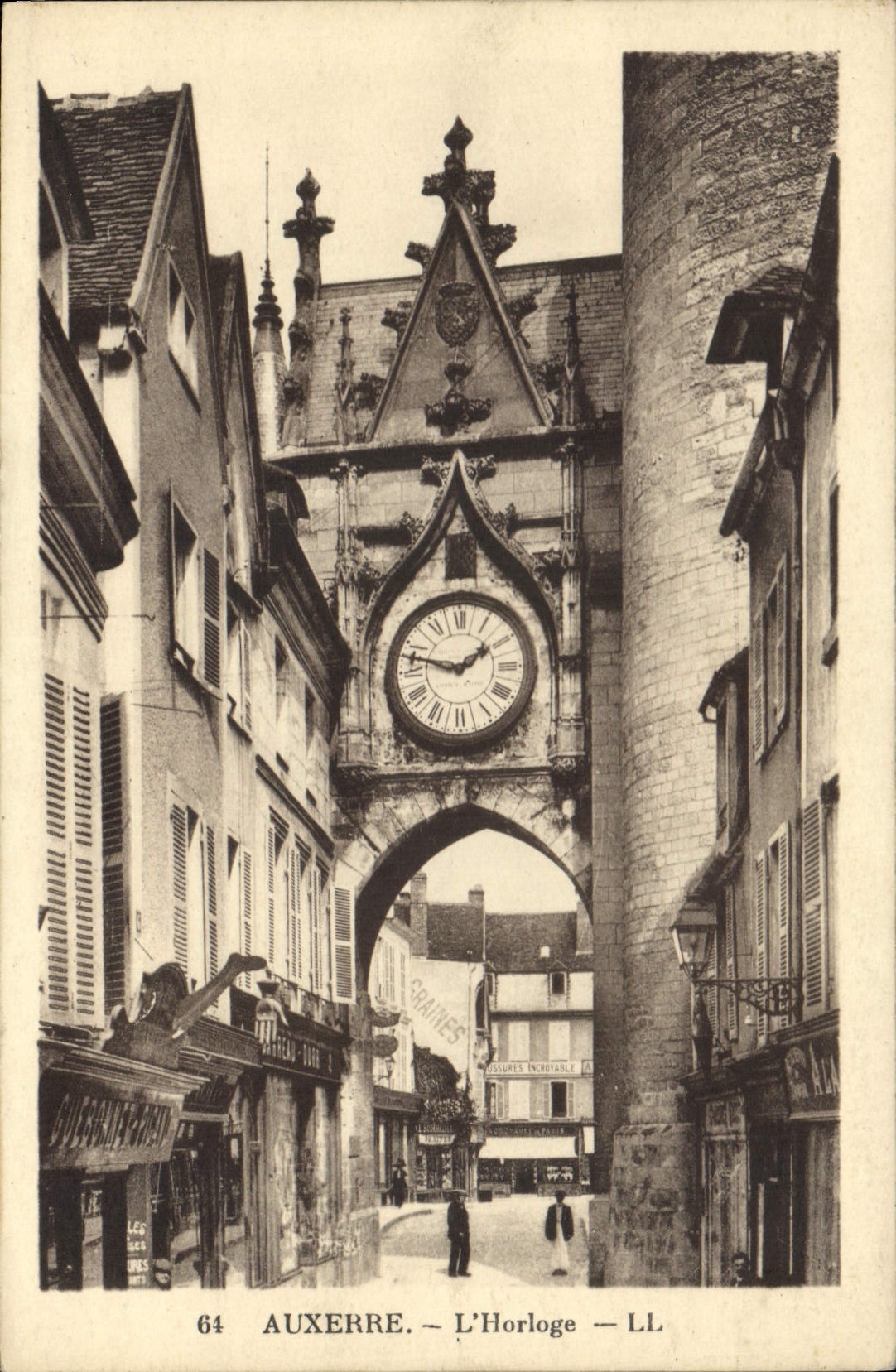 CPA Auxerre l'Horloge 