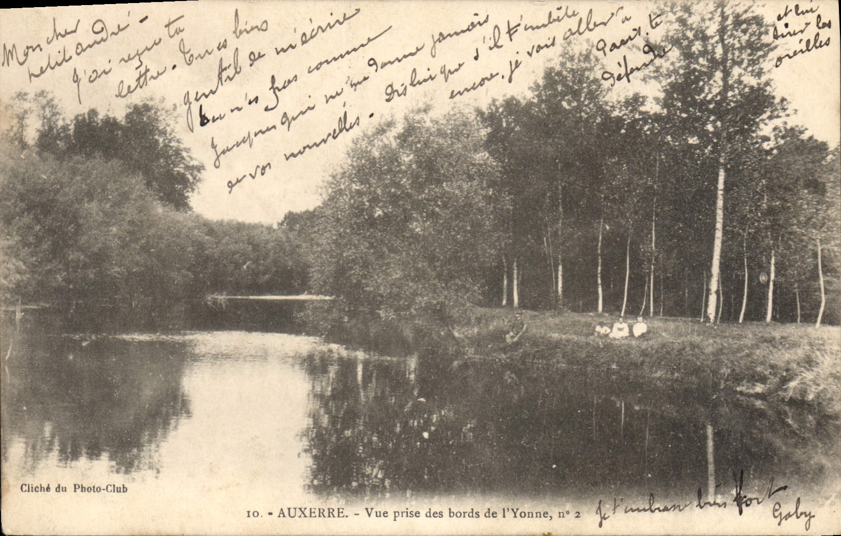 CPA Auxerre vue prise des bords de l'Yonne