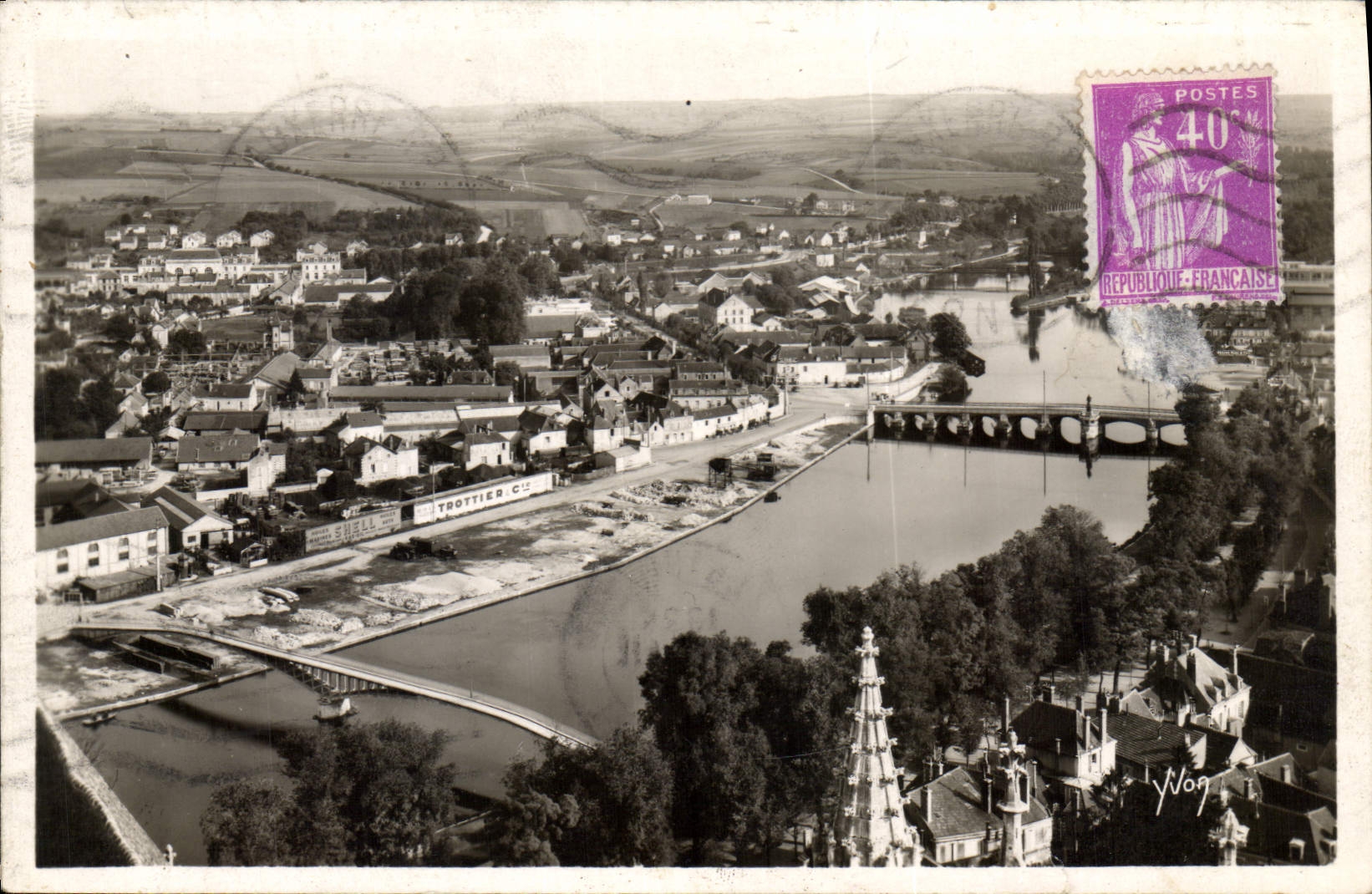 CPA Auxerre Yonne vue generale Shell Trottier