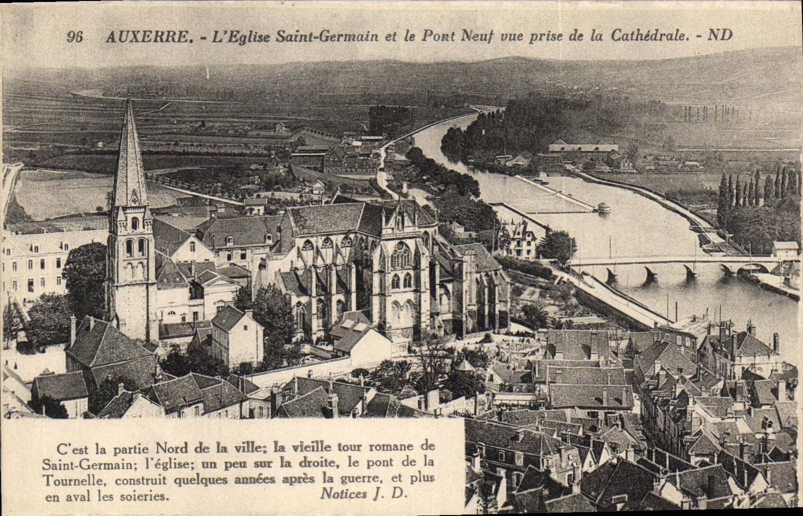 CPA Auxerre l'Eglise Saint Germain et le Pont Neuf vue prise de la Cathedrale