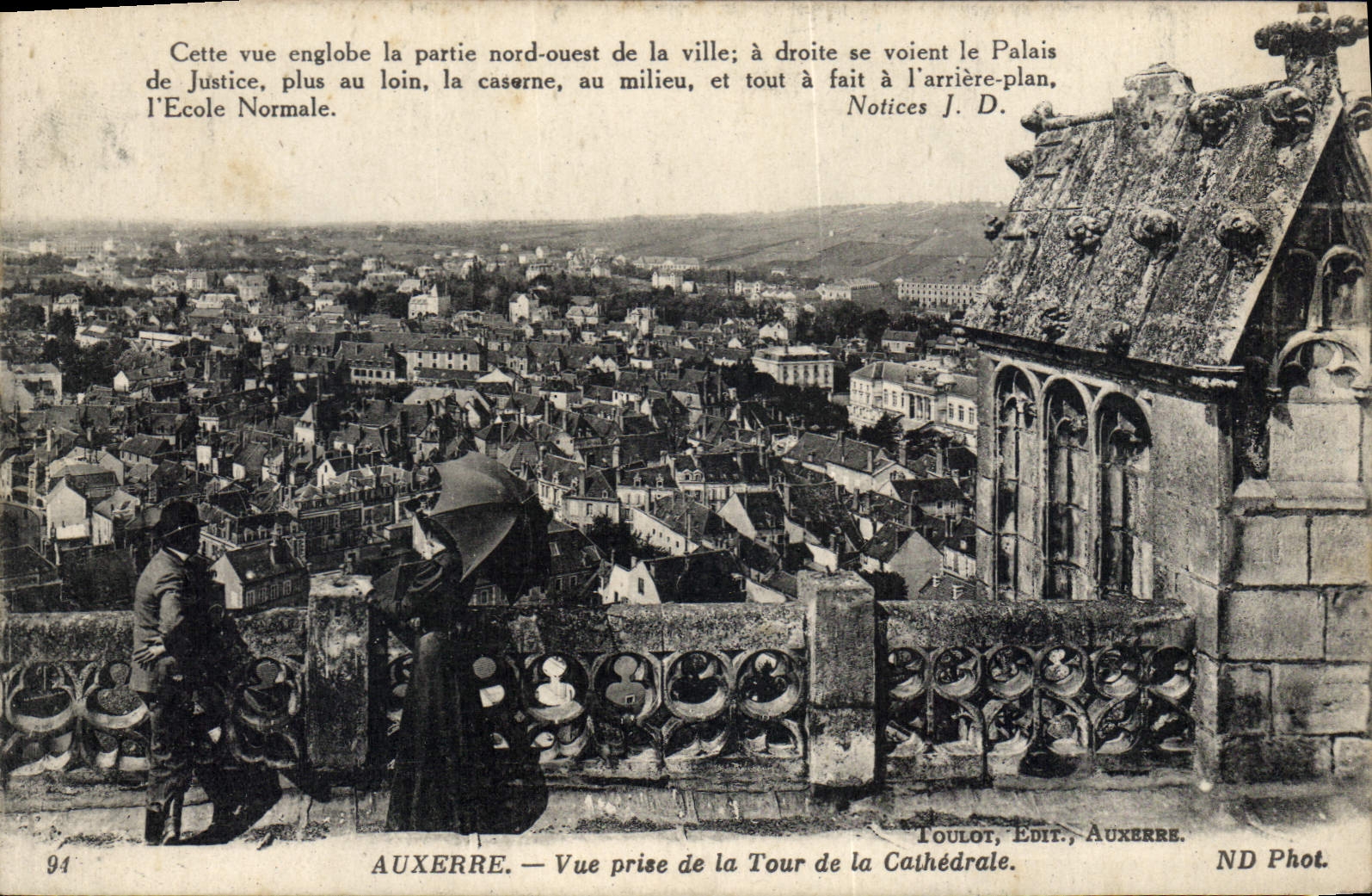 CPA Auxerre vue prise de la Tour de la Cathedrale