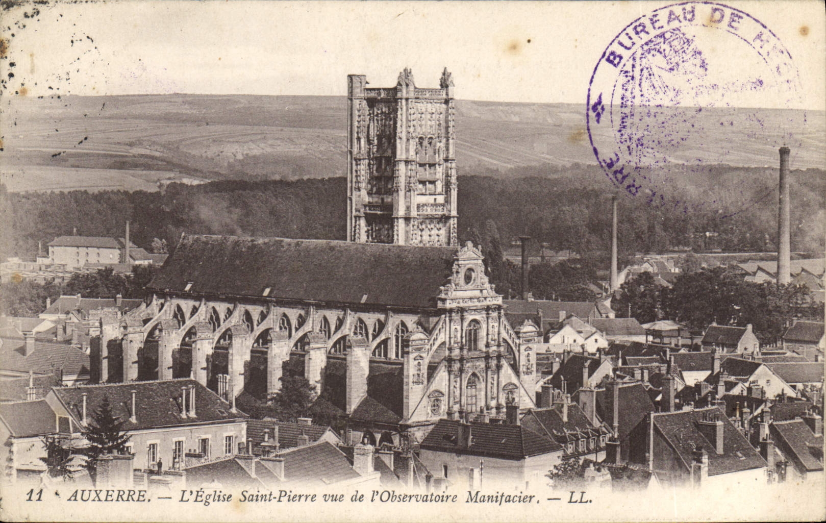 CPA Auxerre l'eglise Saint Pierre vue de l'Observatoire Manifacier 