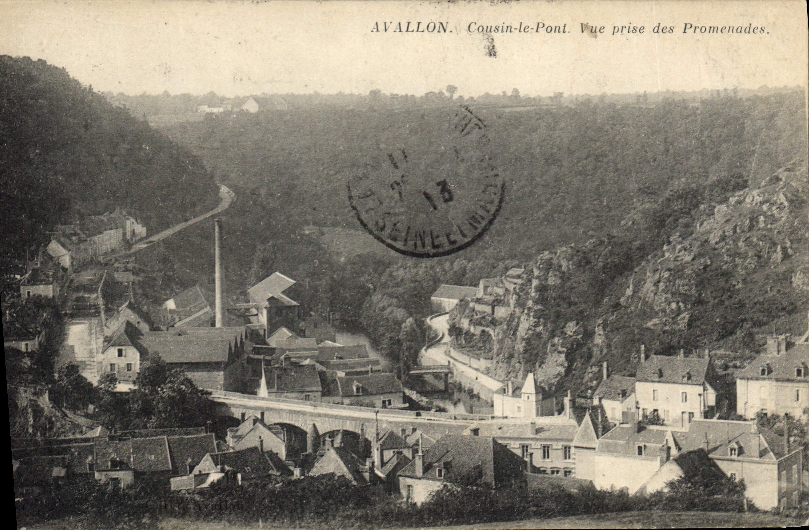 CPA Avallon Cousin le Pont vue prise des Promenades 