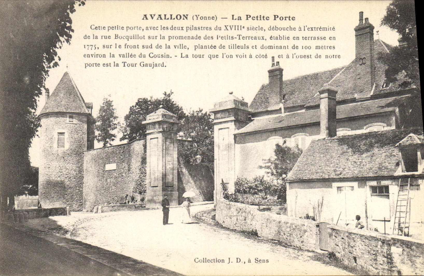 CPA Avallon Yonne La Petite Porte 