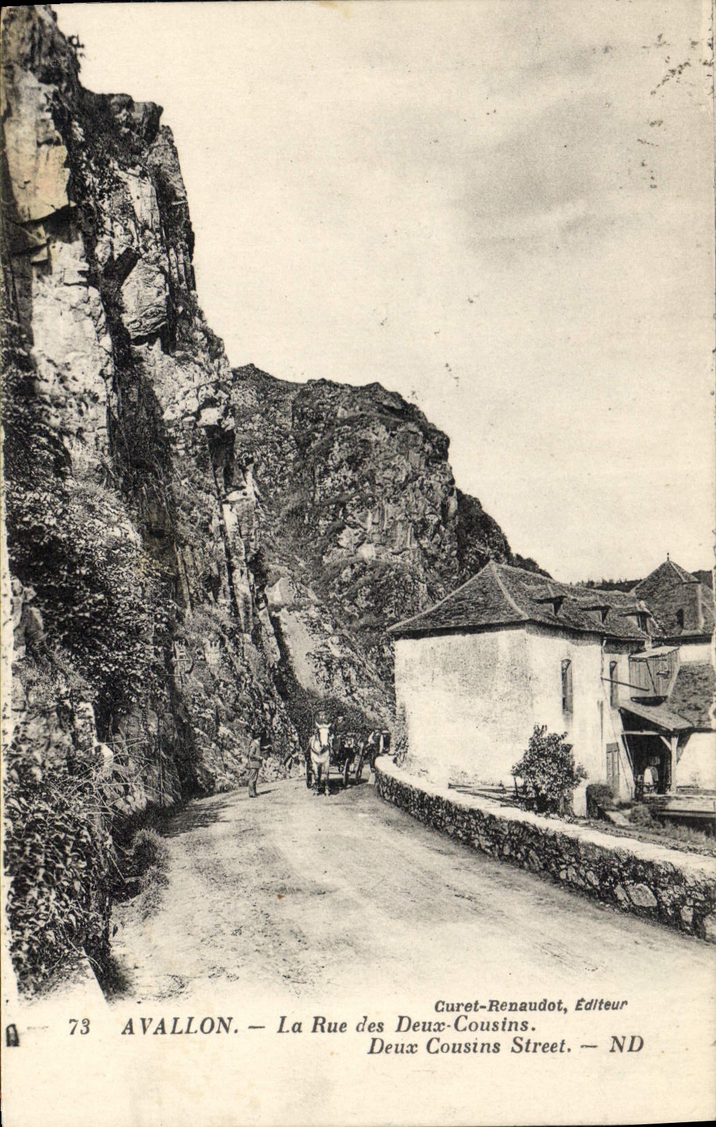 CPA Avallon La Rue des Deux Cousins 