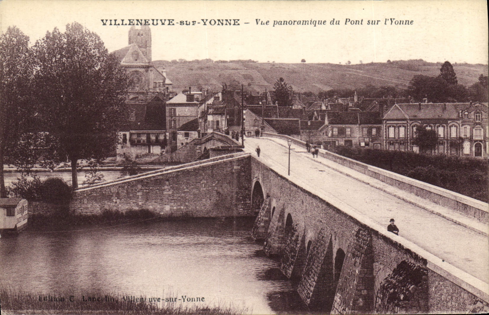 CPA Villeneuve sur Yonne Vue panoramique du Pont sur l'Yonne