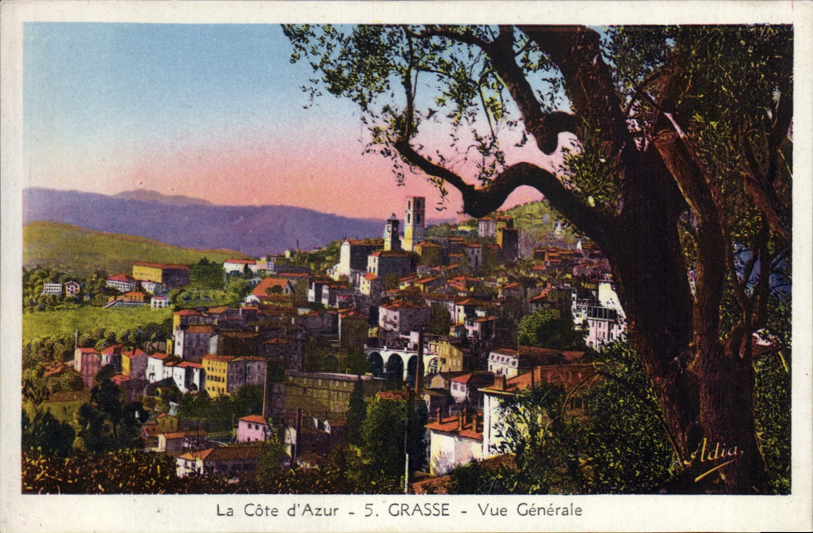 CPA La Cote d'Azur Grasse Vue generale 