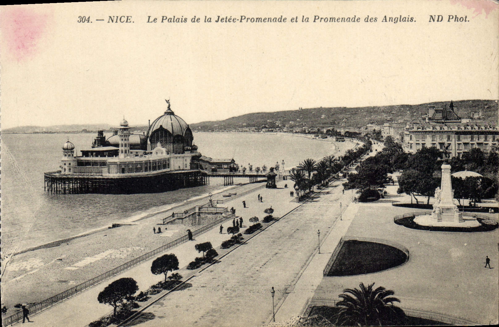 CPA Nice Le Palais de la Jetee Promenade et la Promenade des Anglais 