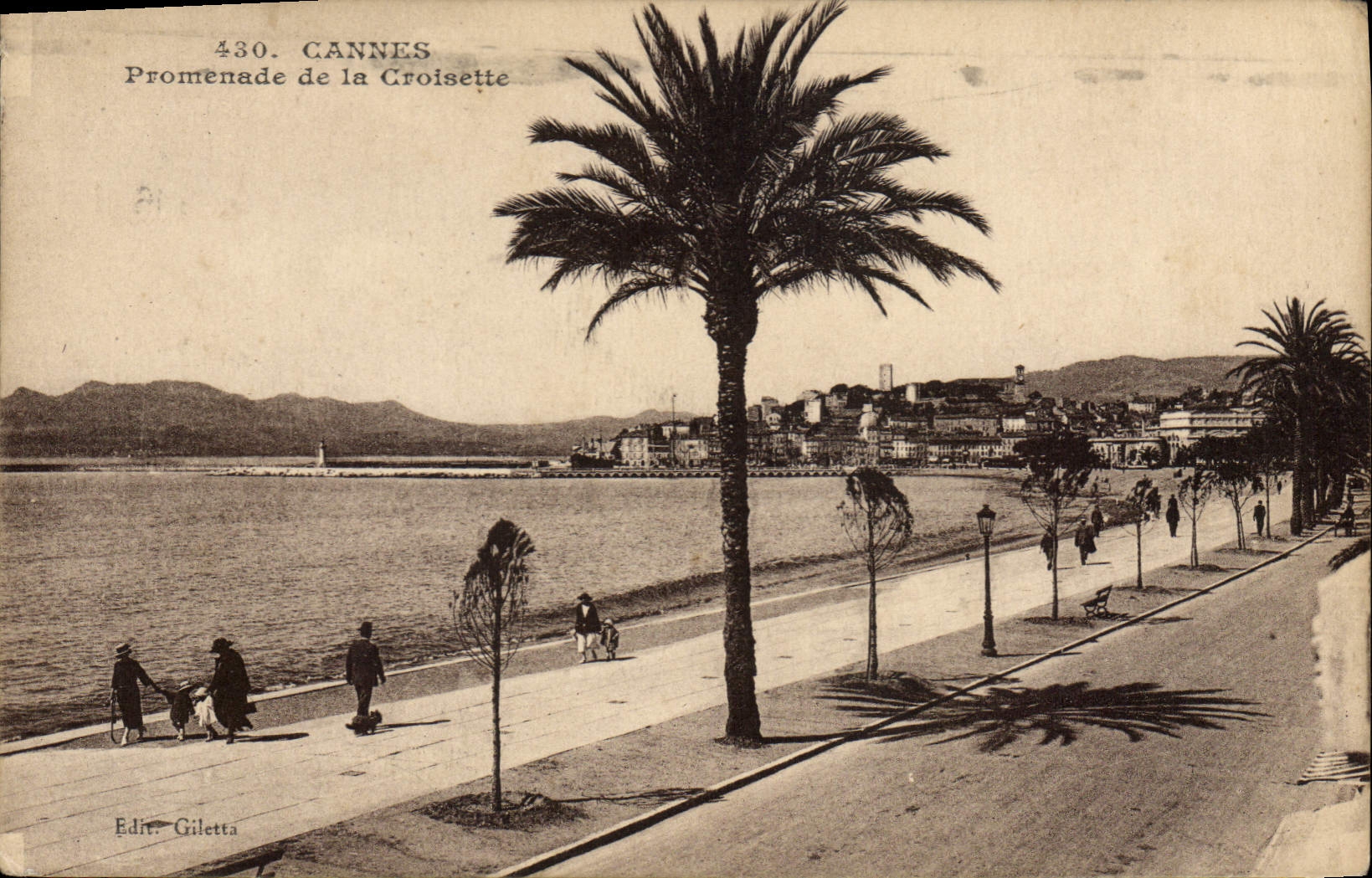 CPA Cannes Promenade de la Croisette 