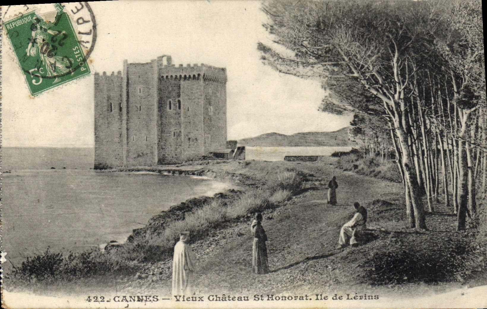 CPA Cannes Vieux Chateau St Honorat Ile de Lerins 