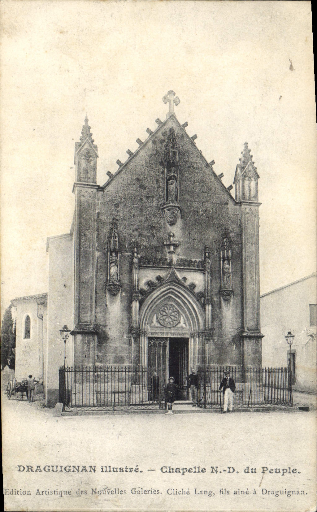 CPA Draguignan Illustre Chapelle N D du Peuple