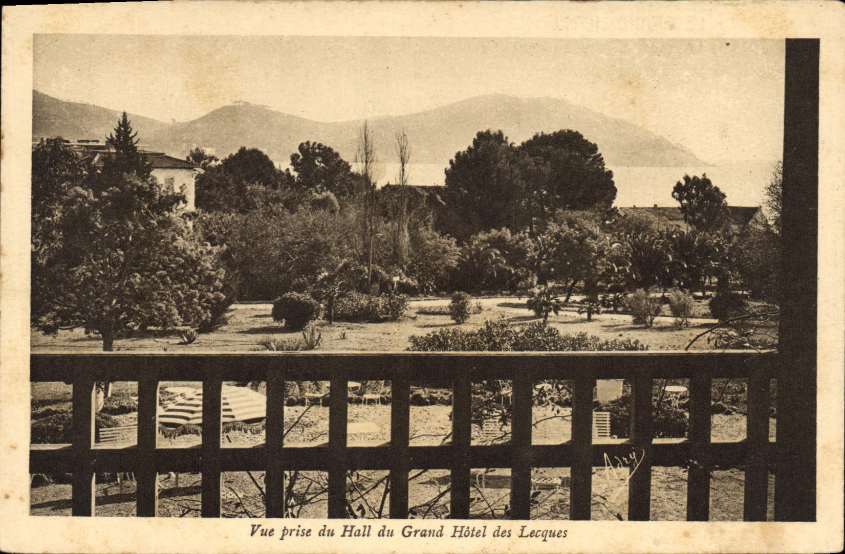 CPA Vue prise du Hall du Grad Gotel des Lecques