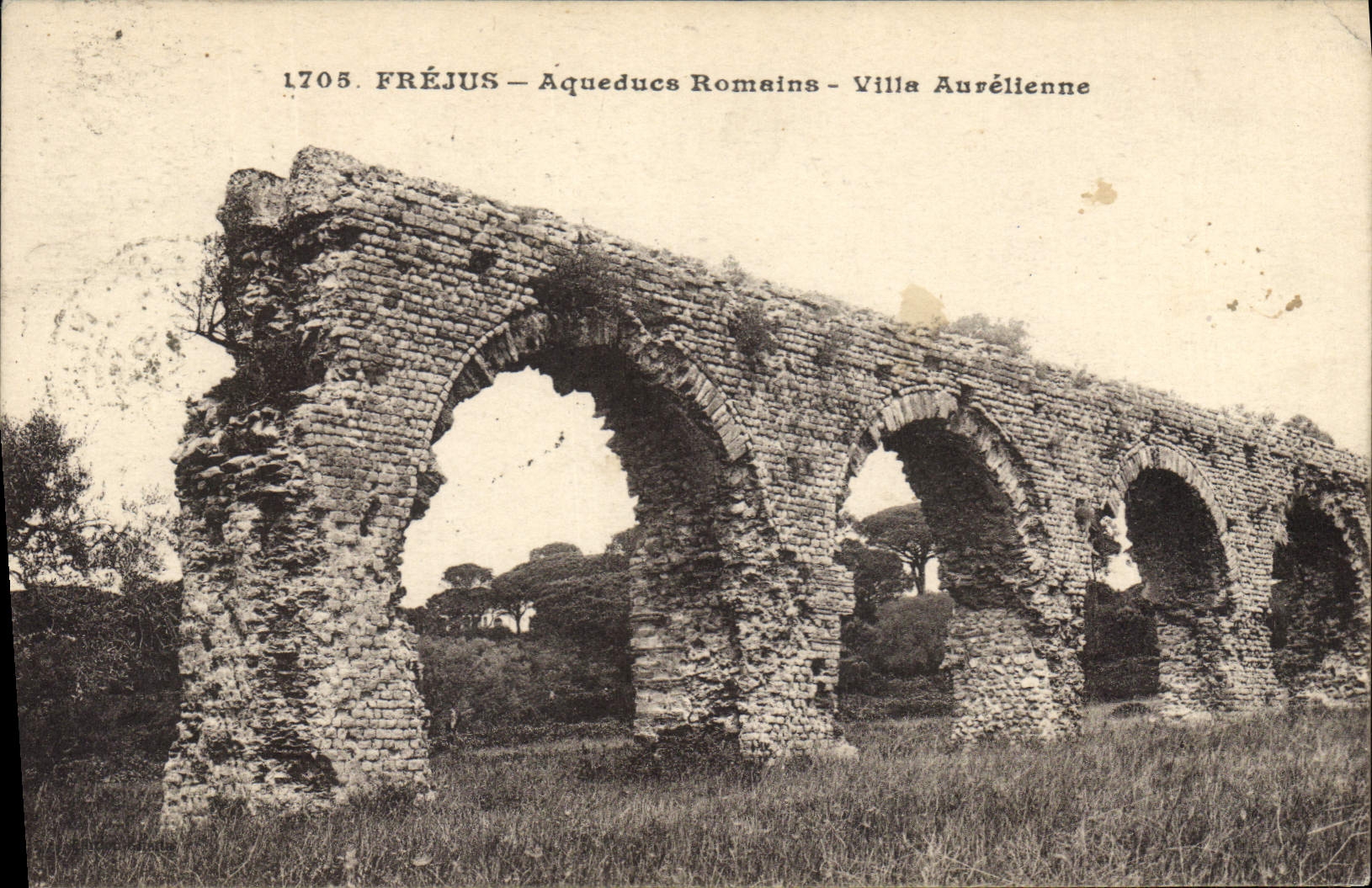 CPA Frejus Aqueducs Romains Villa Aurelienne