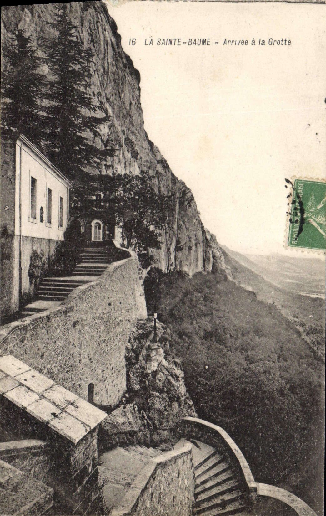 CPA La Sainte Baume Arrivee a la Grotte 