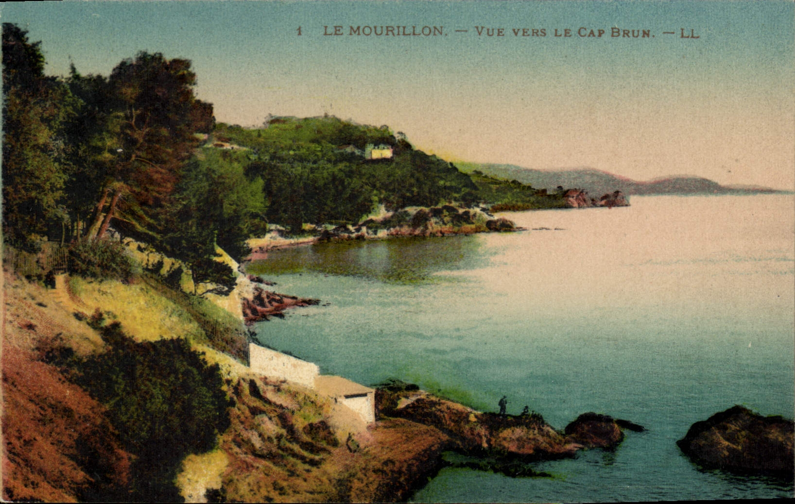 CPA Le Mourillon Vue vers le Cap Brun