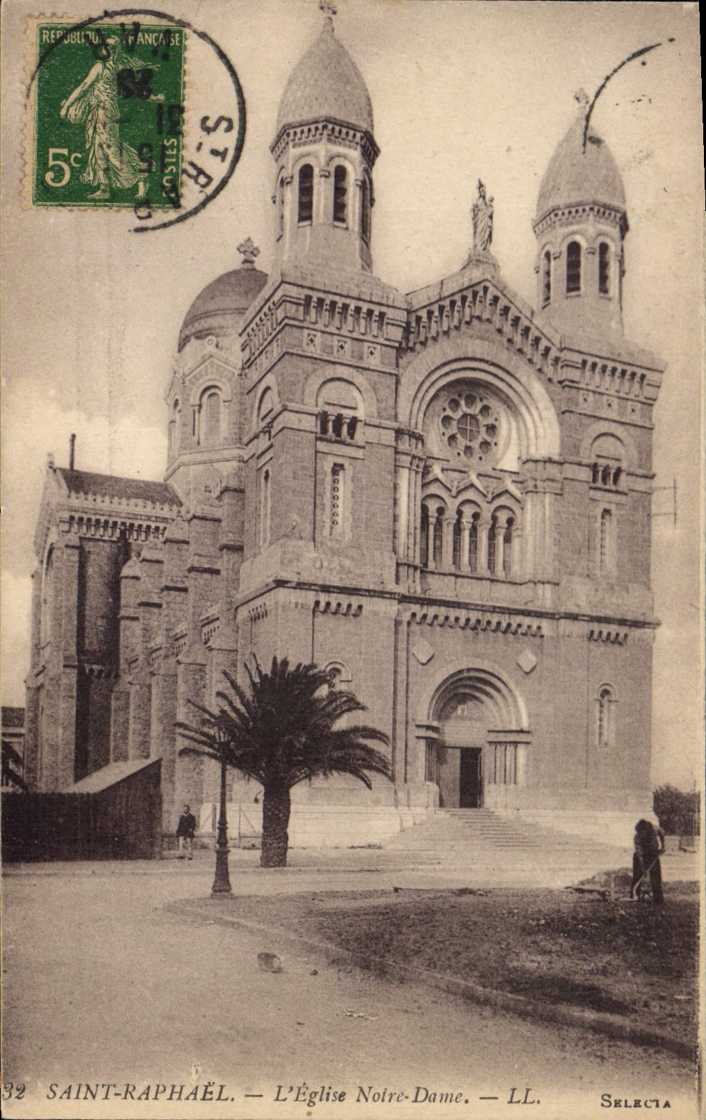 CPA Saint Raphael l'Eglise Notre Dame 