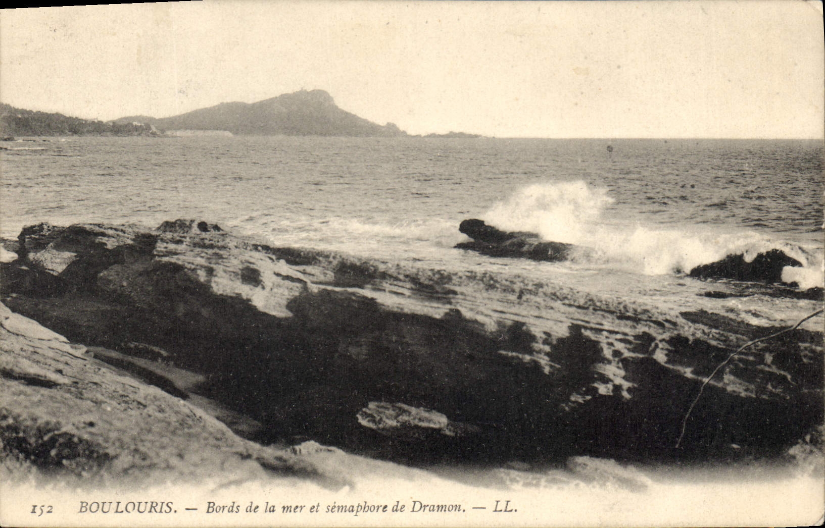 CPA Boulouris Bords de la mer et semaphore de Dramon
