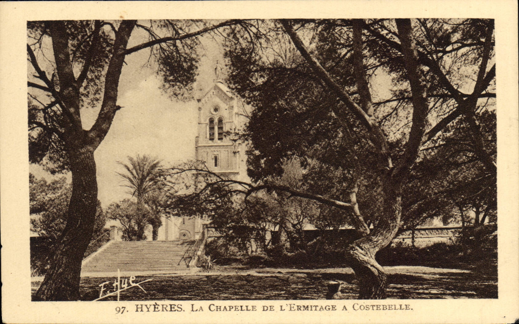 CPA Hyeres La Chapelle de l'Ermitage a Costebelle 