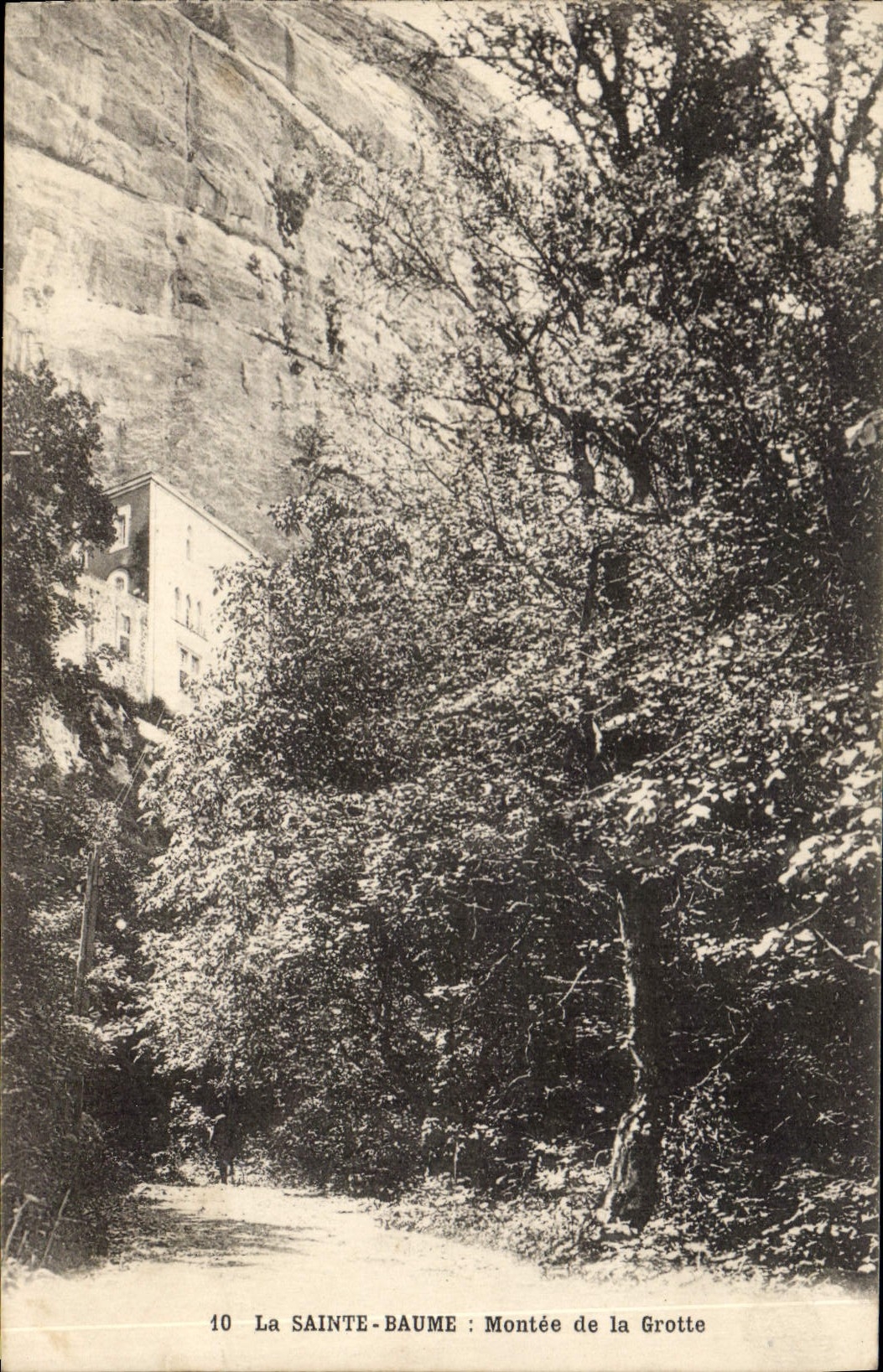 CPA La Sainte Baume Montee de la Grotte