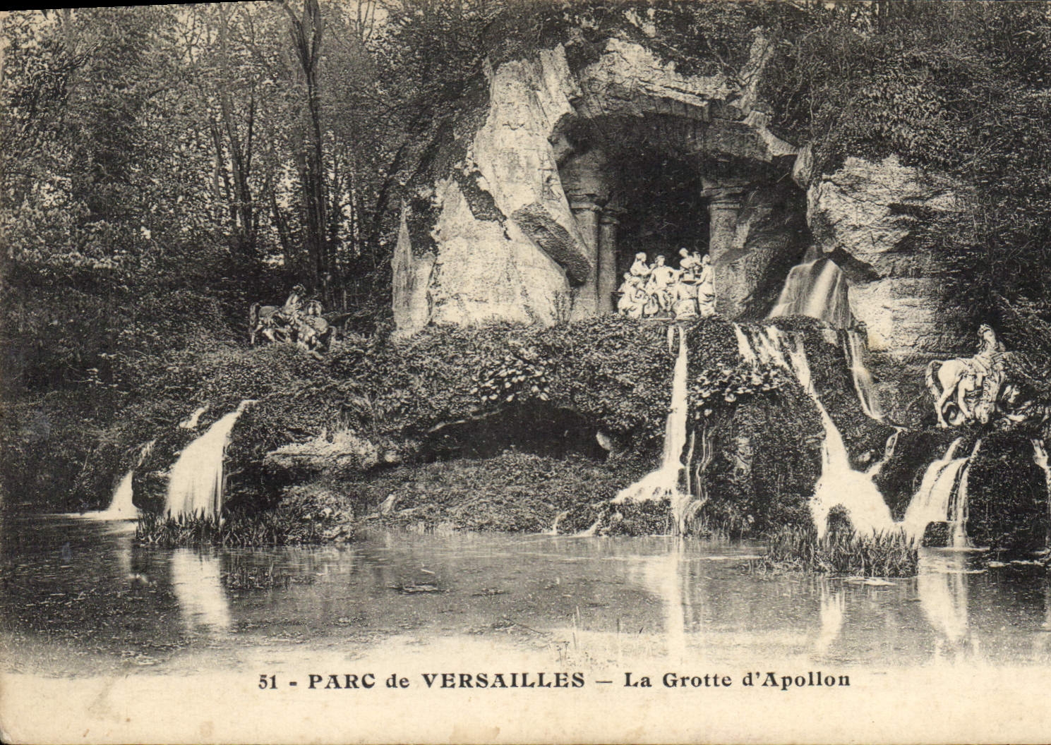 CPA Parc de Versailles La Grotte d'Apollon 