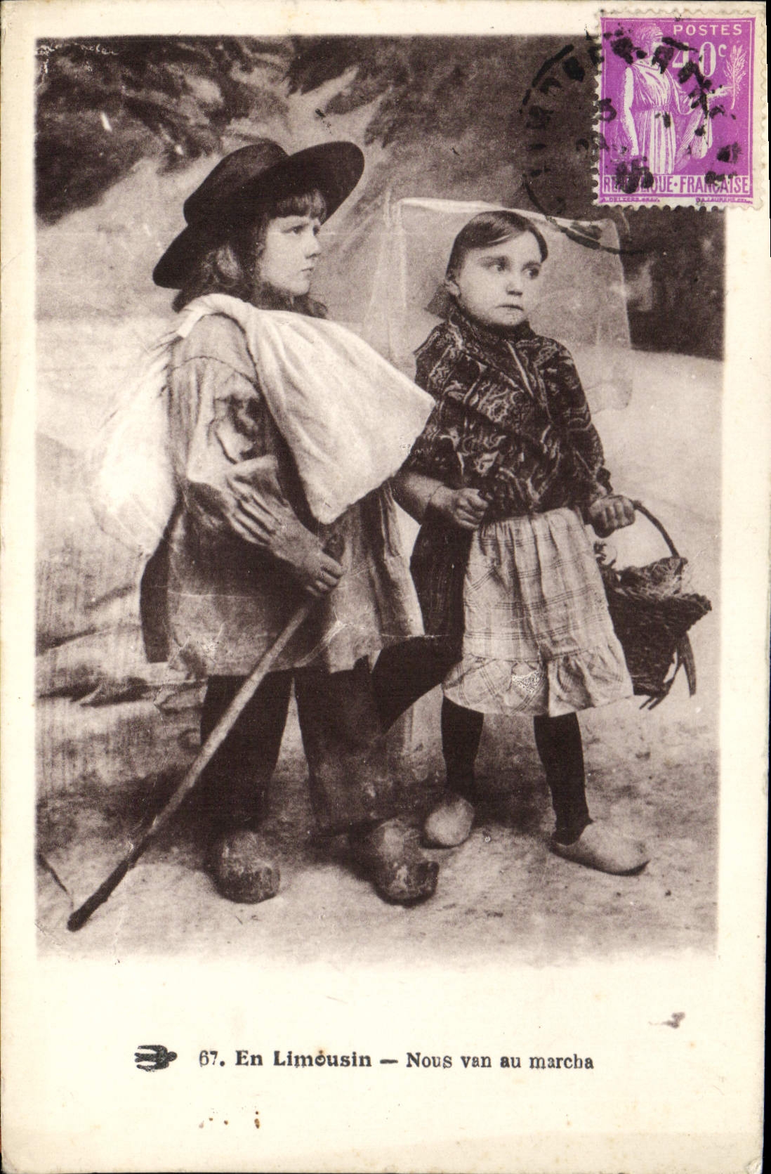 CPA En Limousin Nous van au marcha 