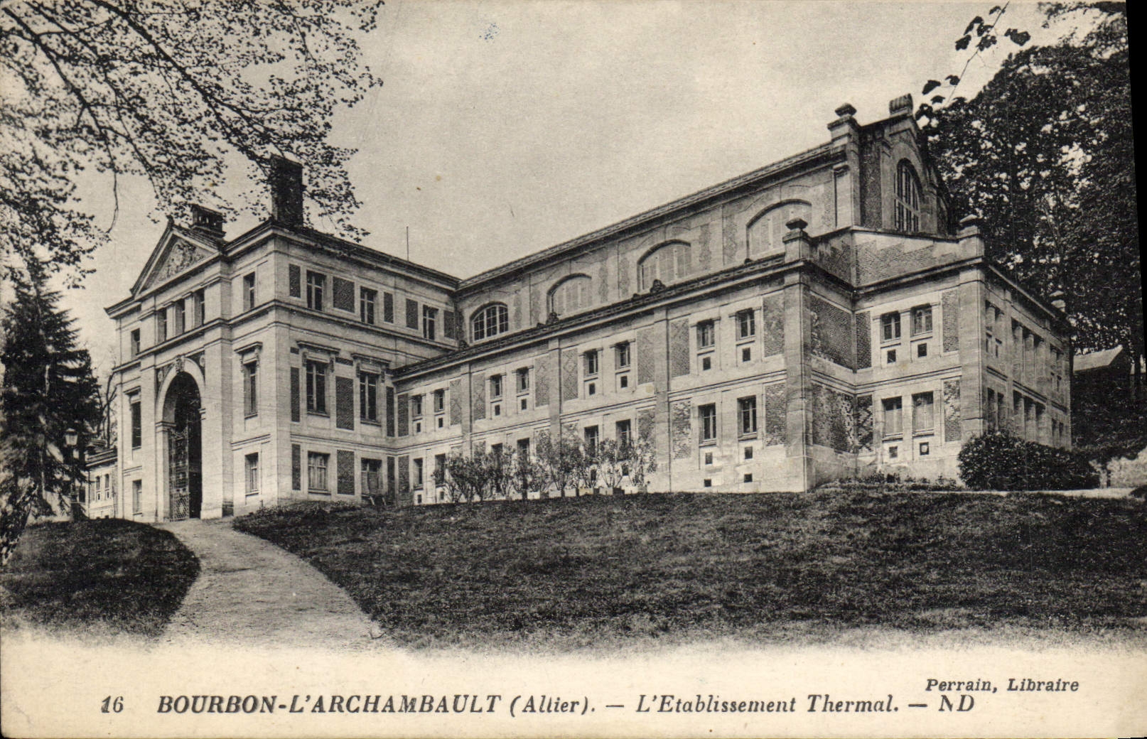 CPA Bourbon L'Archambault Allier L'Etablissement Thermal
