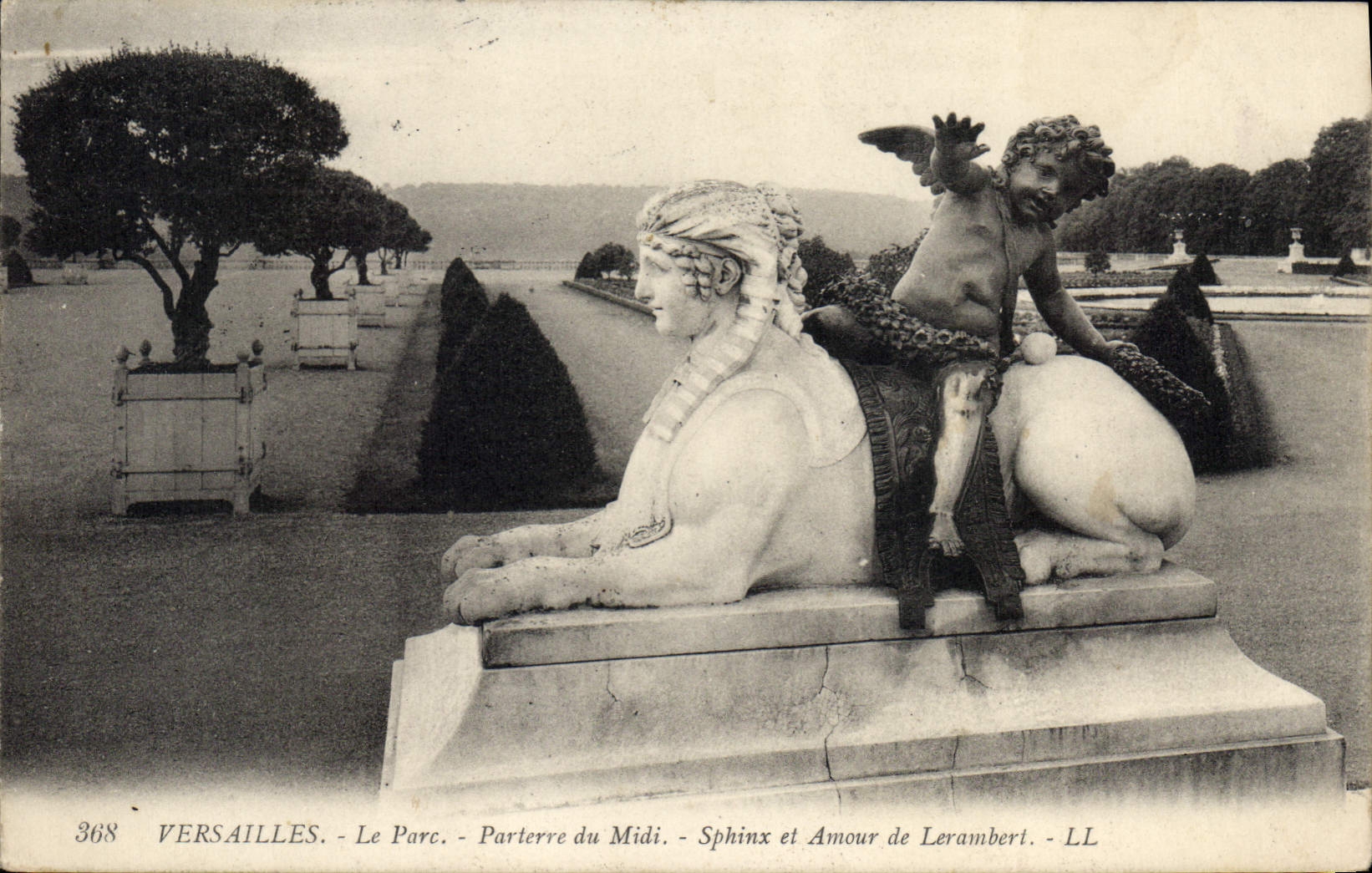 CPA Versailles Le Parc du Midi Sphinx et Amour de Lerambert 