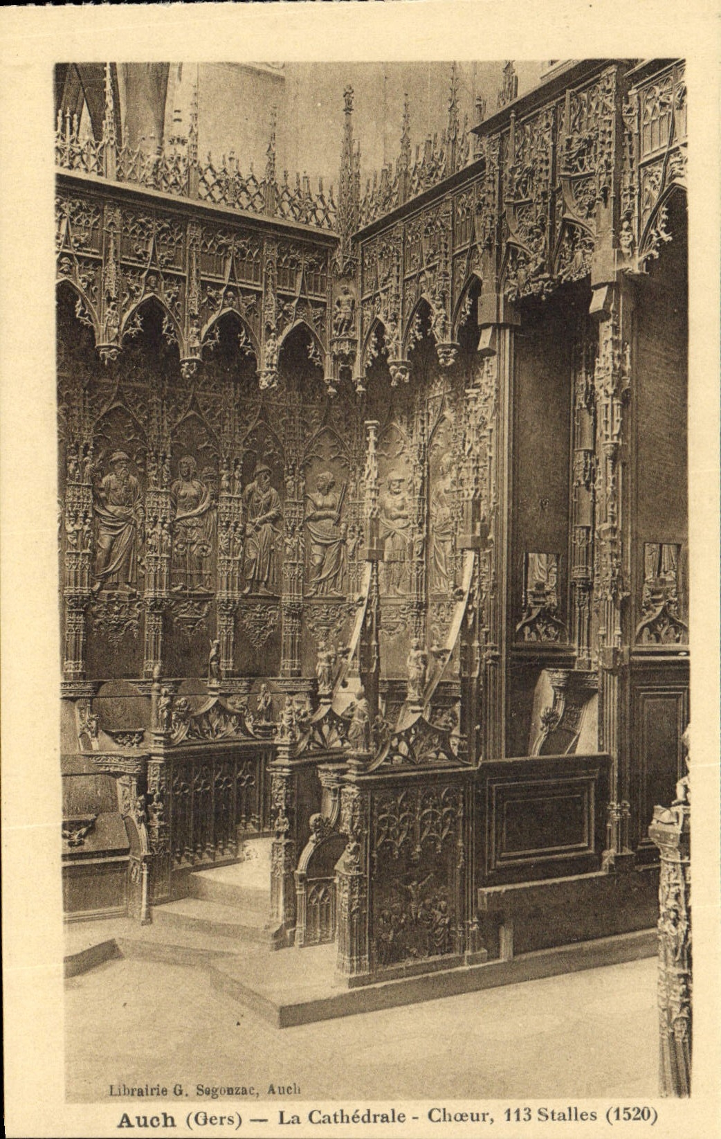 CPA Auch Gers La Cathedrale Choeur 113 Stalles