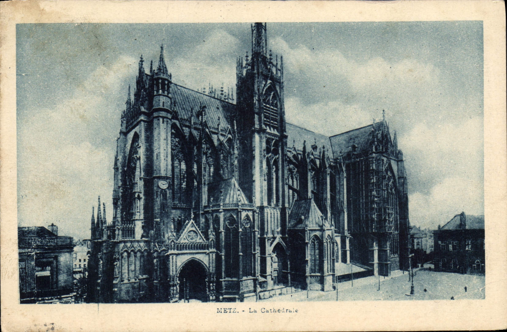 CPA Metz La Cathedrale 