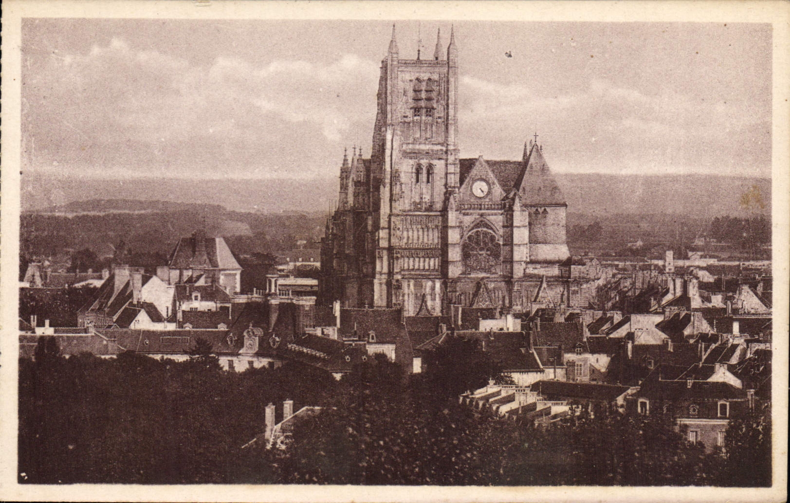 CPA Meaux La Cathedrale 