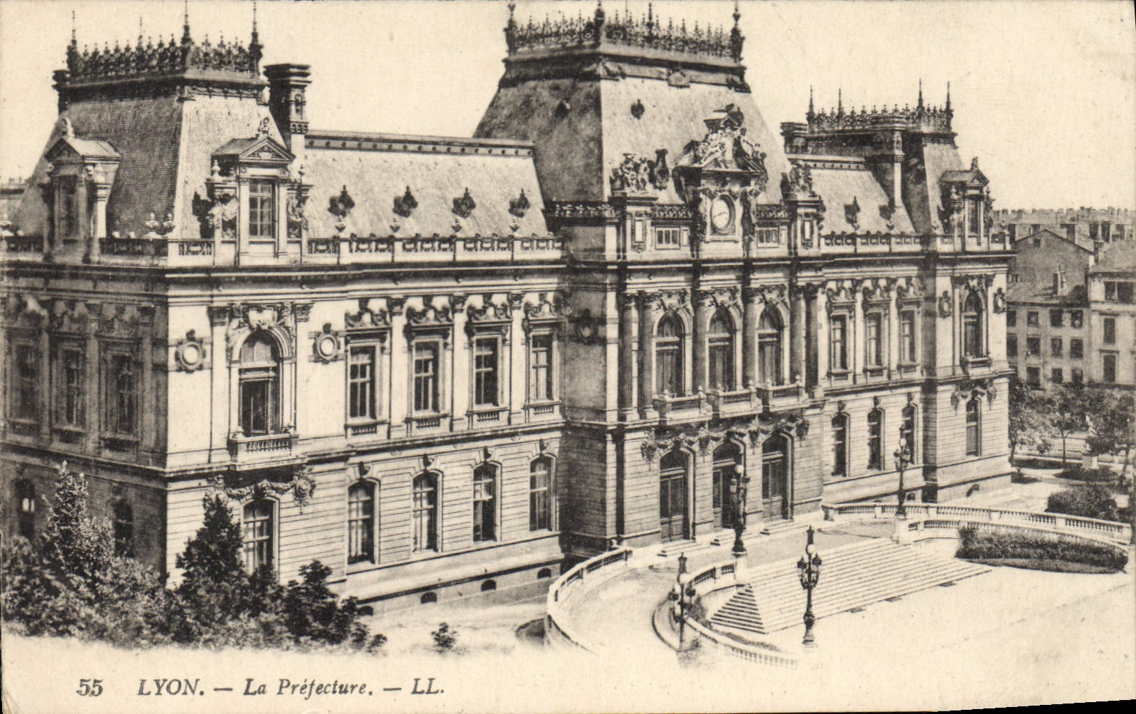 CPA Lyon La Prefecture 