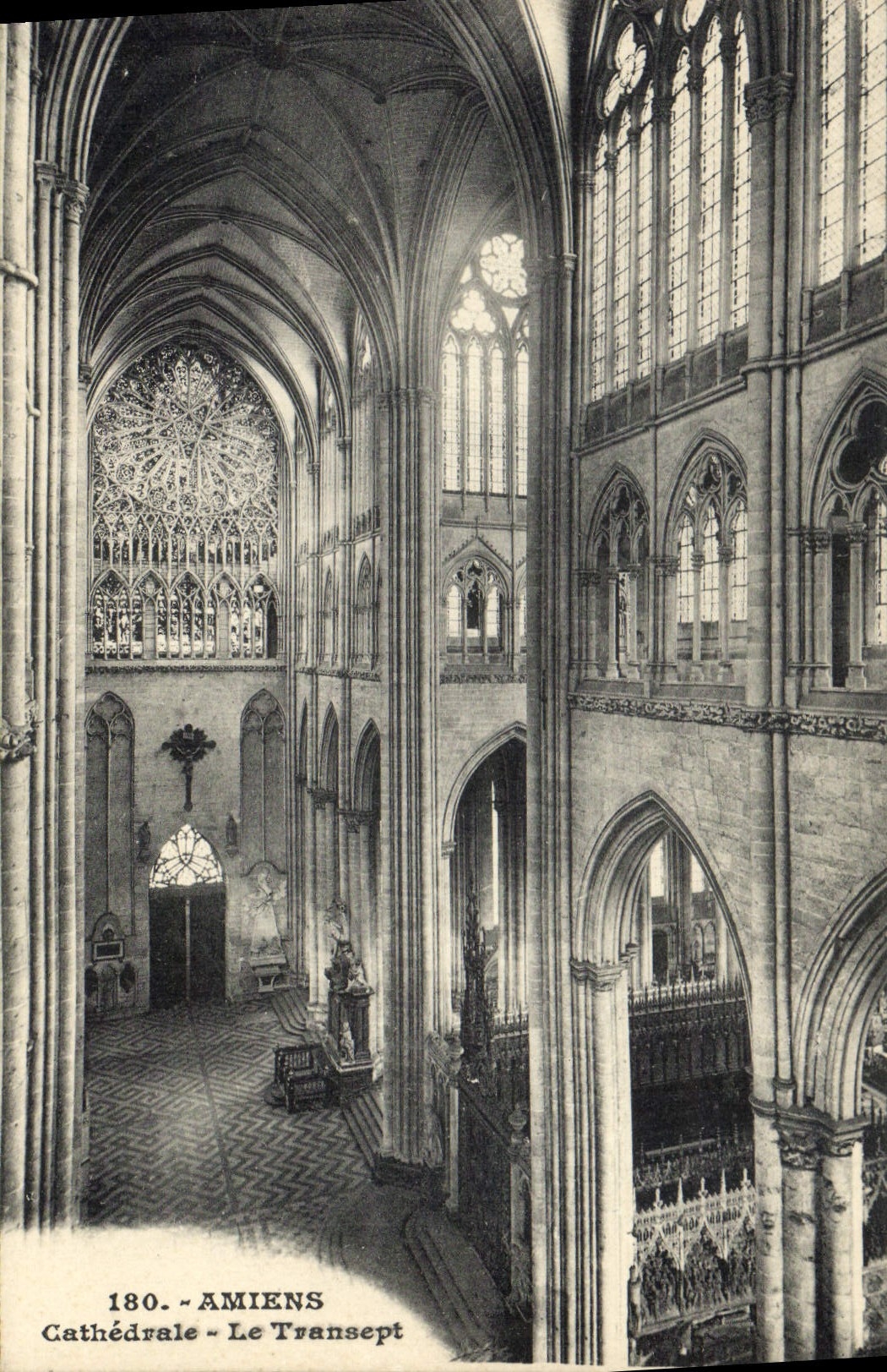 CPA Amiens Cathedrale Le Transept 