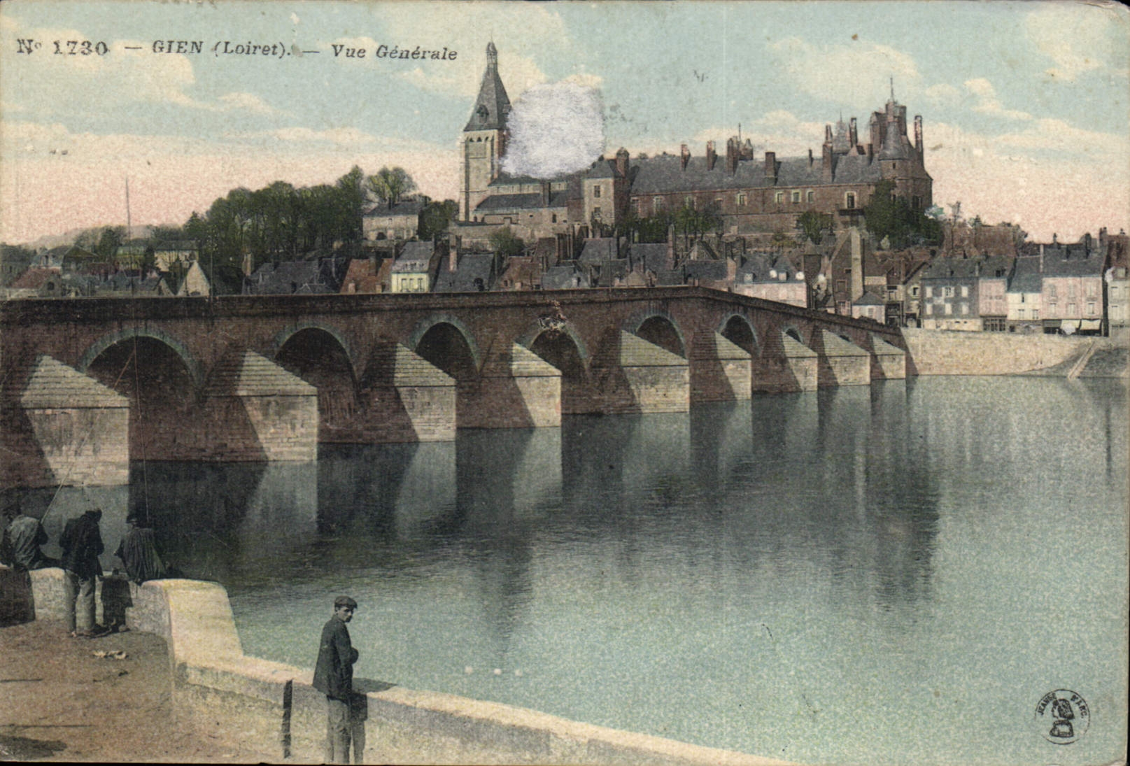 CPA Gien Loiret Vue Generale 