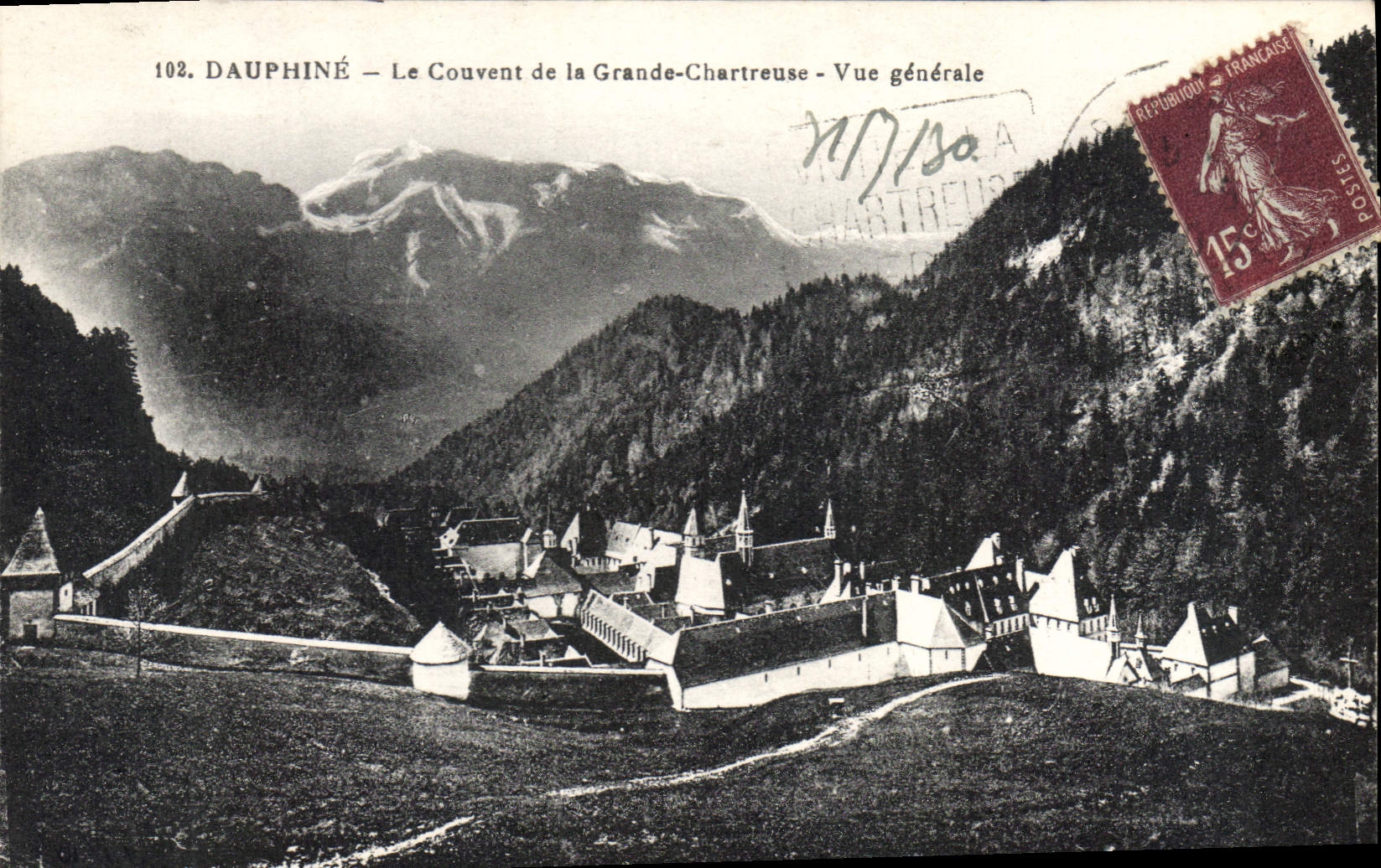 CPA Dauphine Le Couvent de la Grande Chartreuse Vue generale 