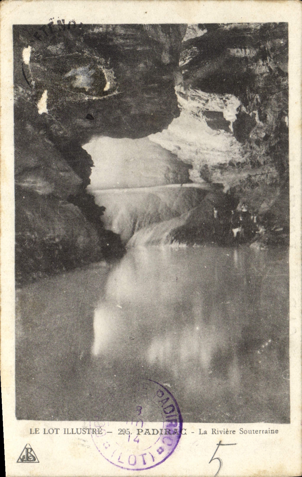 CPA Le Lot Illustre Padirac La Riviere Souterraine