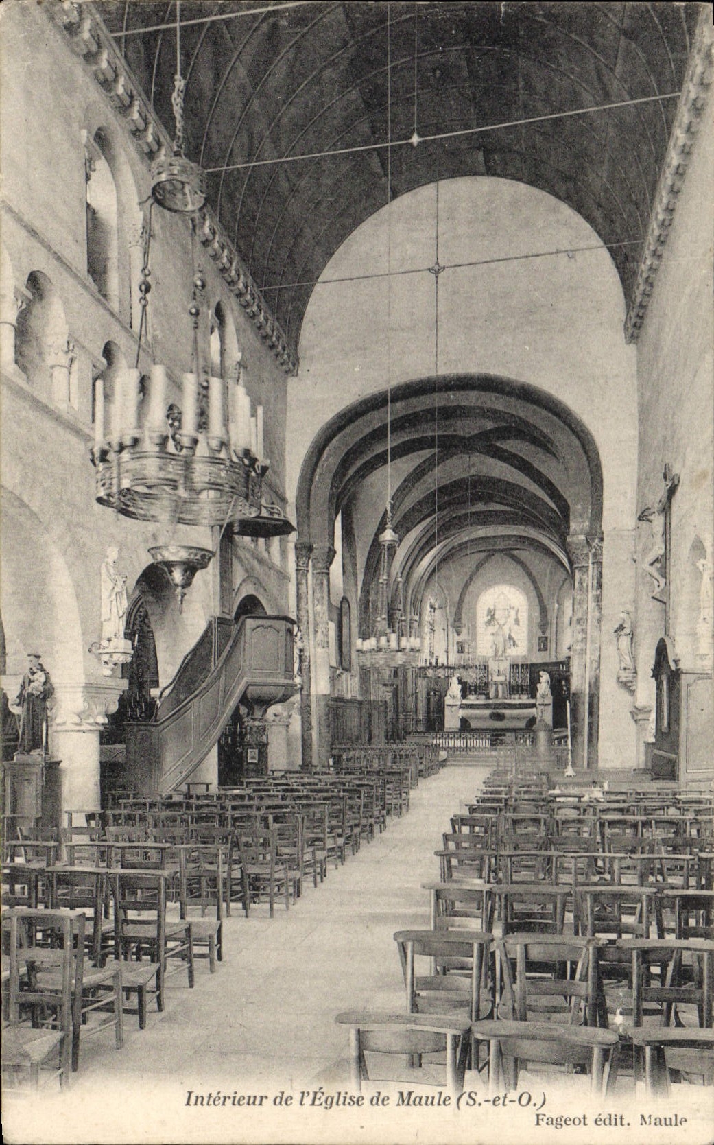 CPA Interieur de l'Eglise de Maule S et O