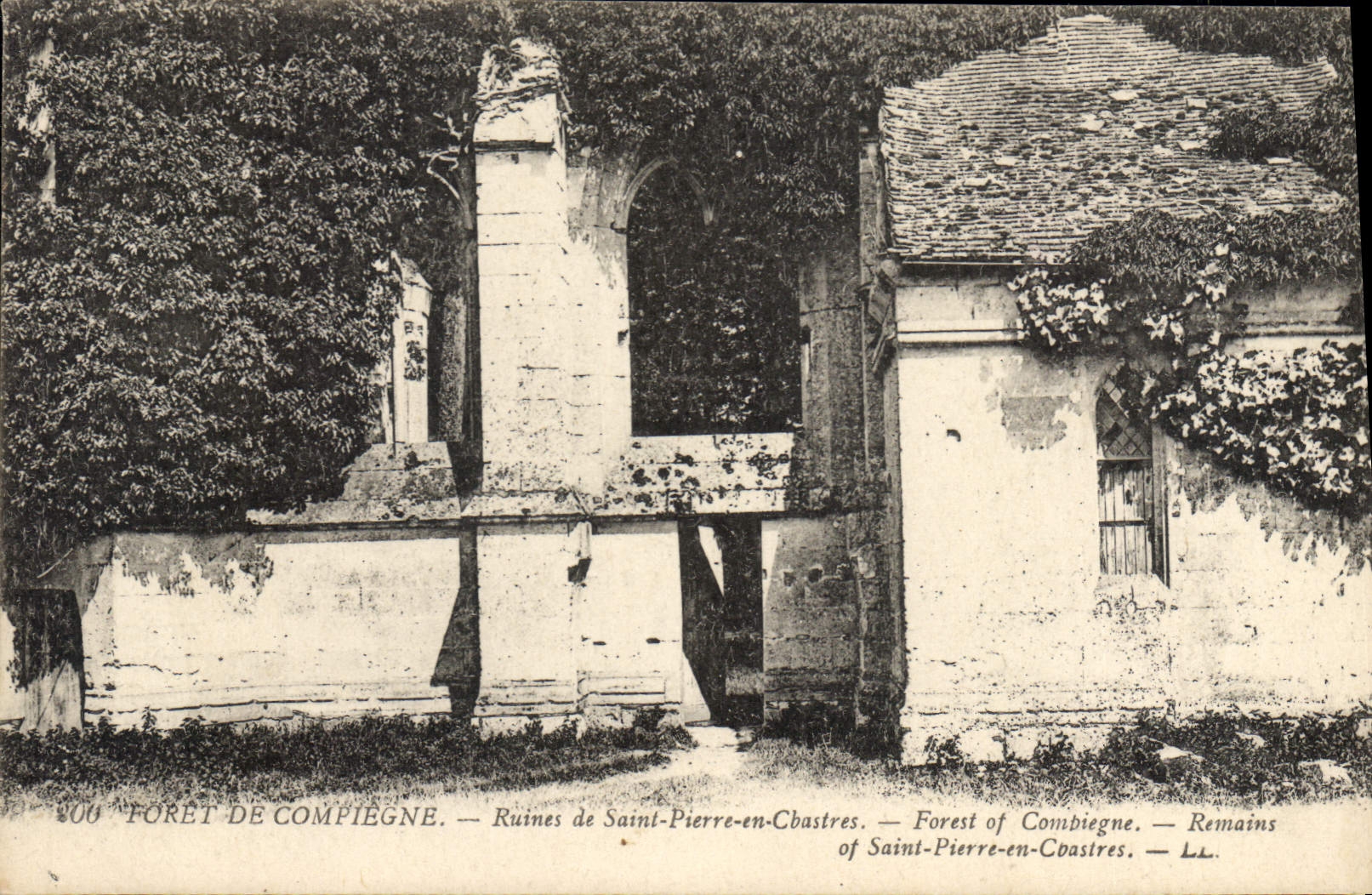 CPA Foret de Compiegne Ruines de Saint Pierre en Chastres 