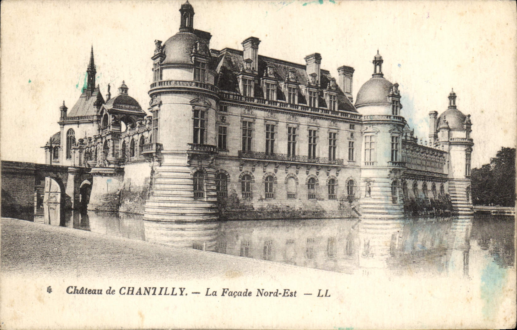 CPA Chateau de Chantilly La Facade Nord Est