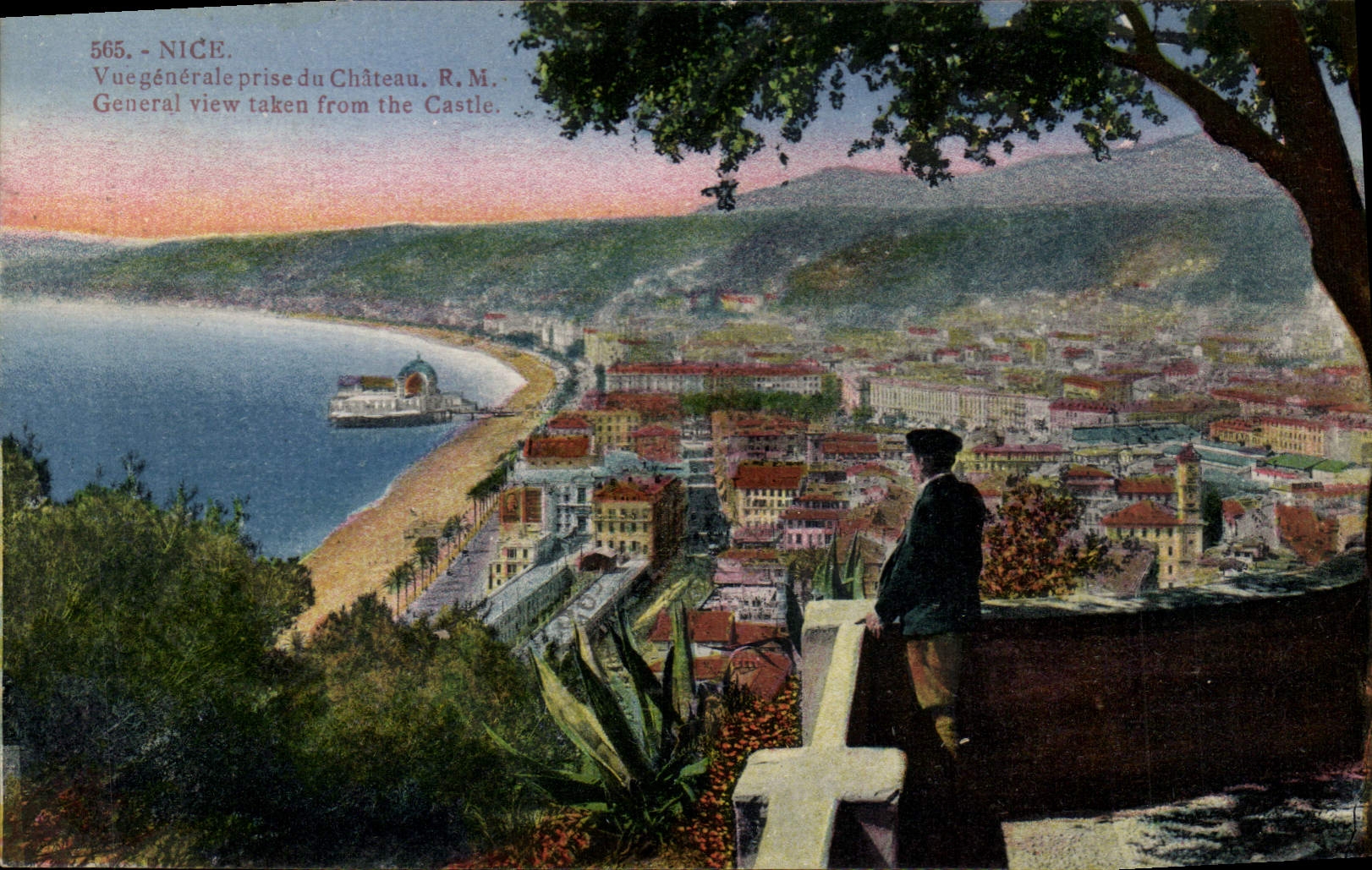 CPA Nice Vue generale prise du Chateau